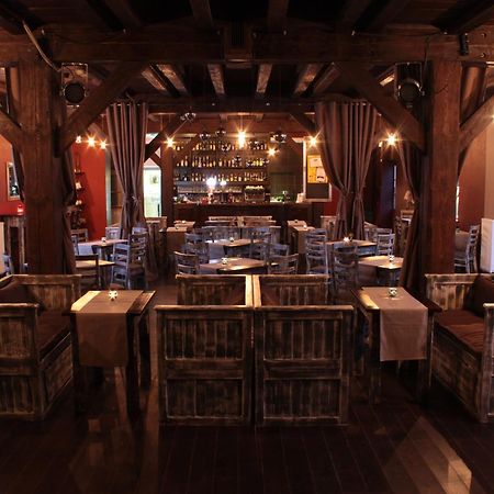 A' Propos Hotel, Restauracja, Club Walbrzych Luaran gambar