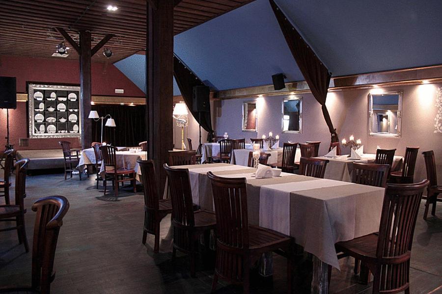 A' Propos Hotel, Restauracja, Club Walbrzych Luaran gambar